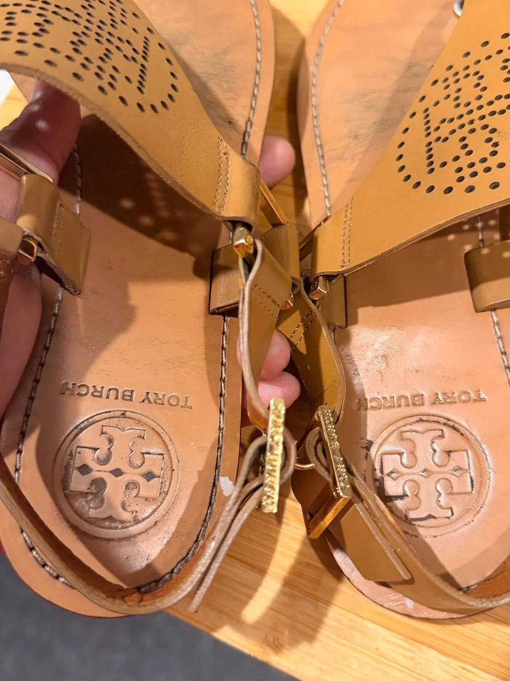 Tory Burch tory burch